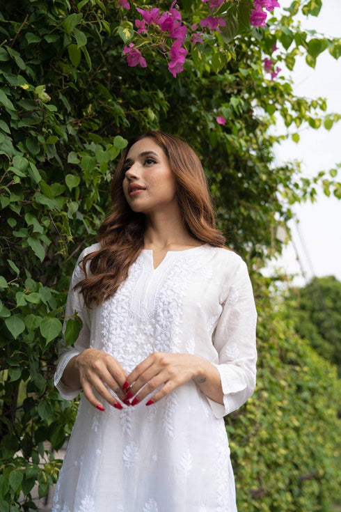 Ria Malhotra in Hand Embroidery Chikankari Long Kurti for Women In Chanderi Silk White-6